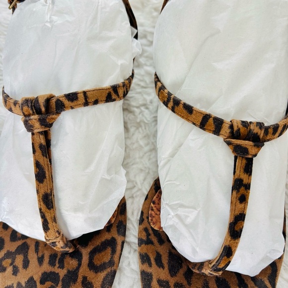 Manolo Blahnik Leopard Suede Leather Thong Flat Sandals size 38 US 7 - Picture 8 of 16